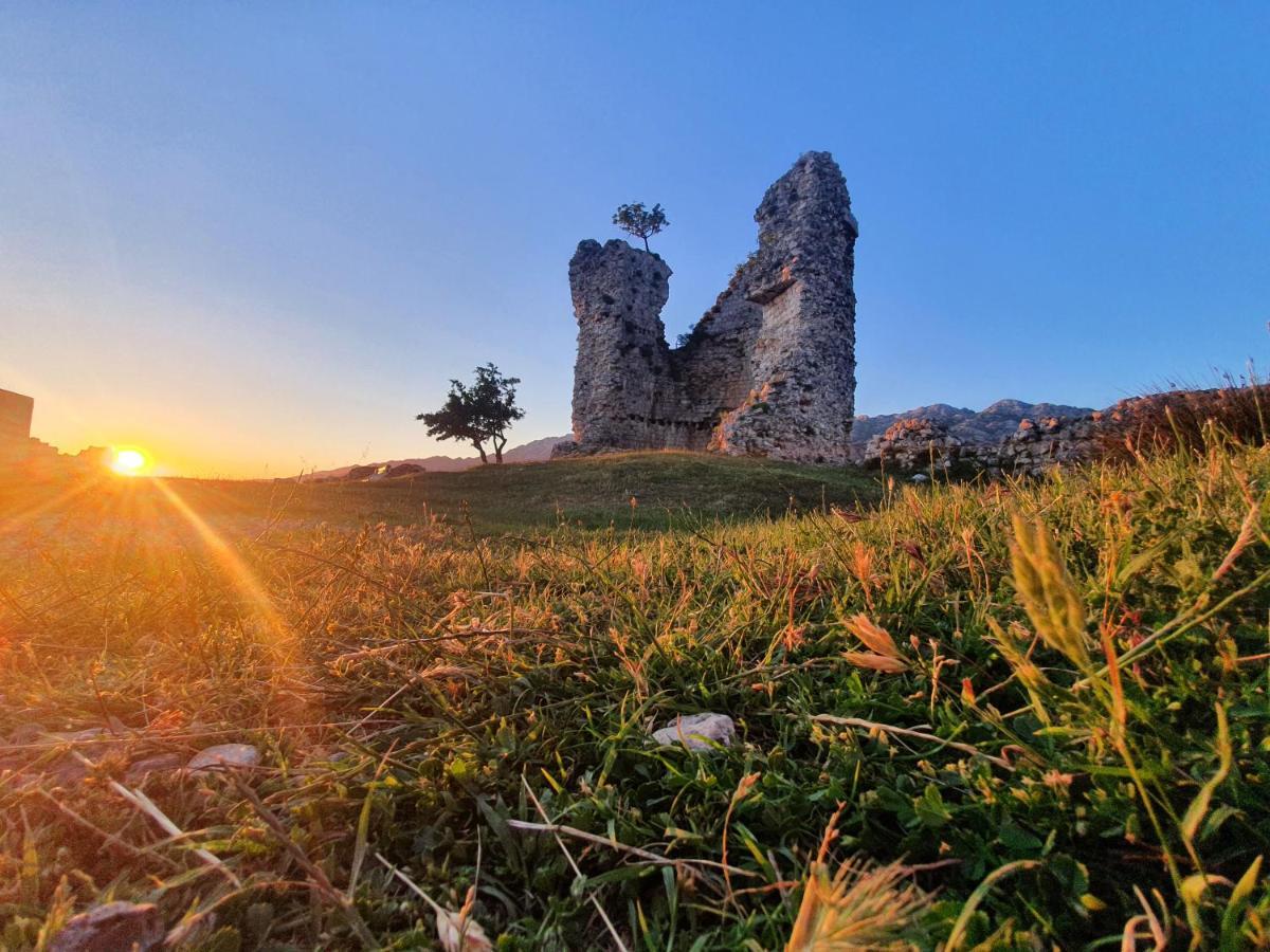 Apartmani Starigrad Paklenica - Danijel Extérieur photo