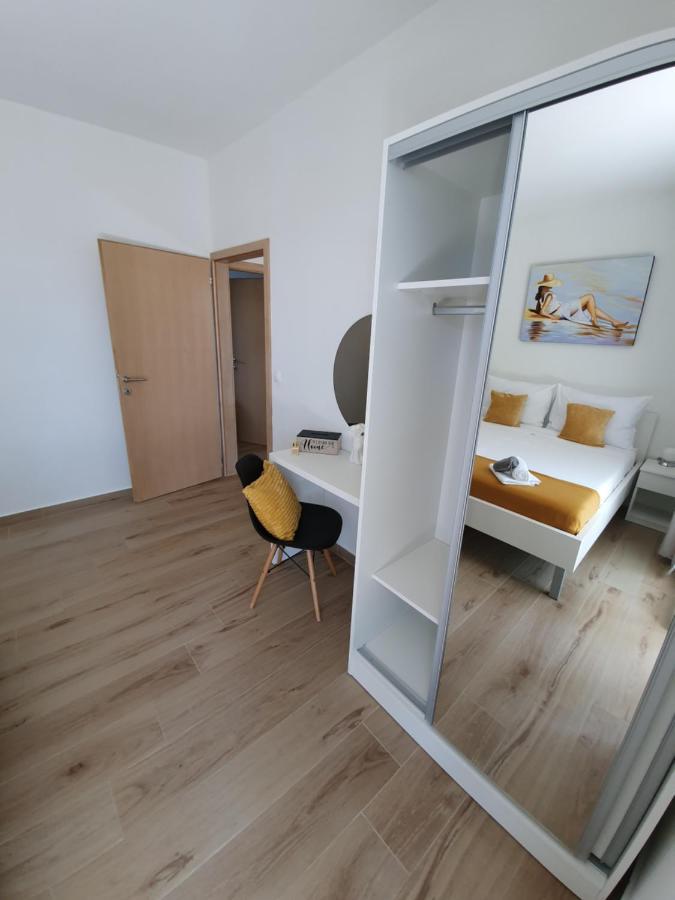 Apartmani Starigrad Paklenica - Danijel Extérieur photo