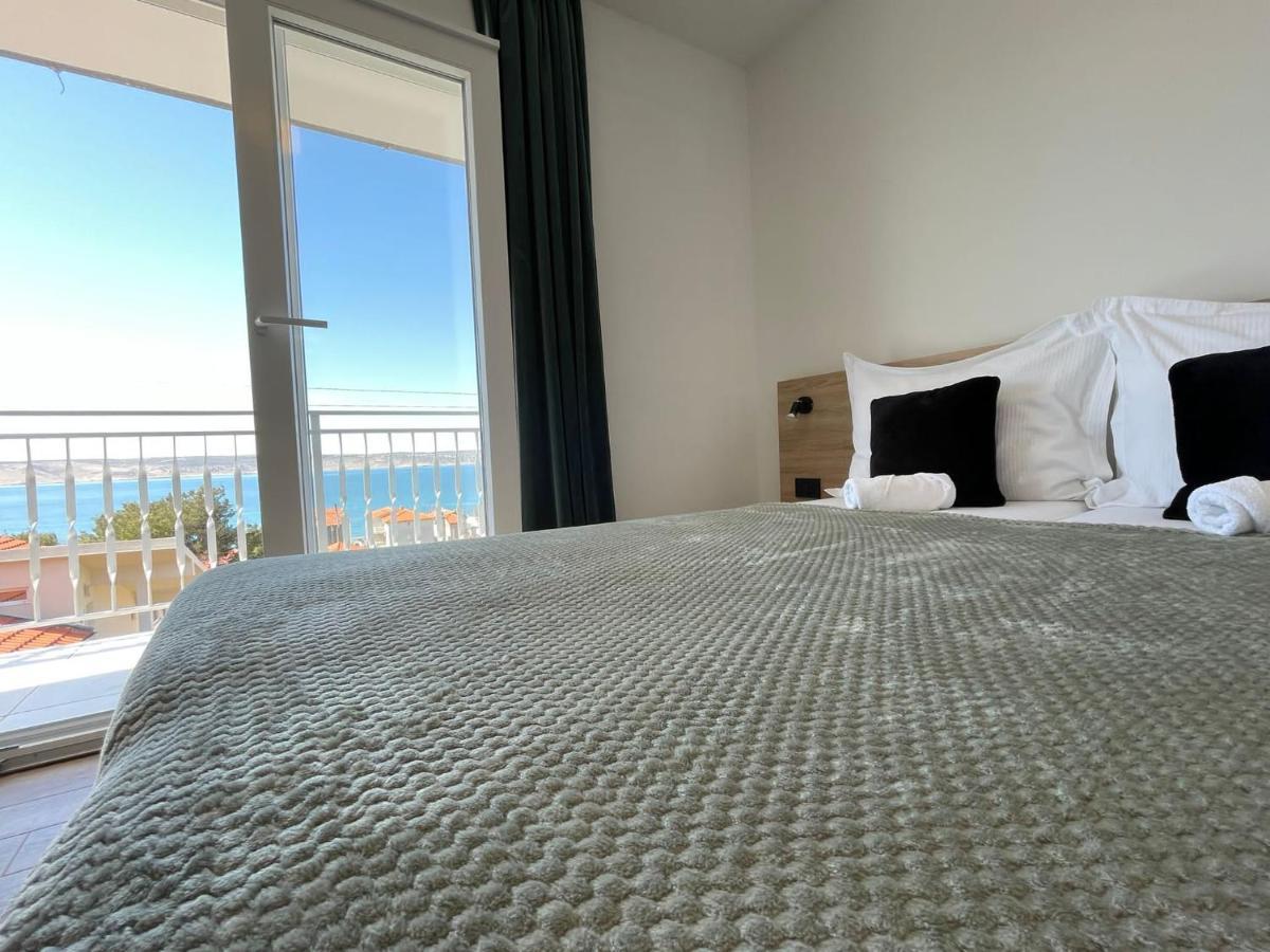 Apartmani Starigrad Paklenica - Danijel Extérieur photo