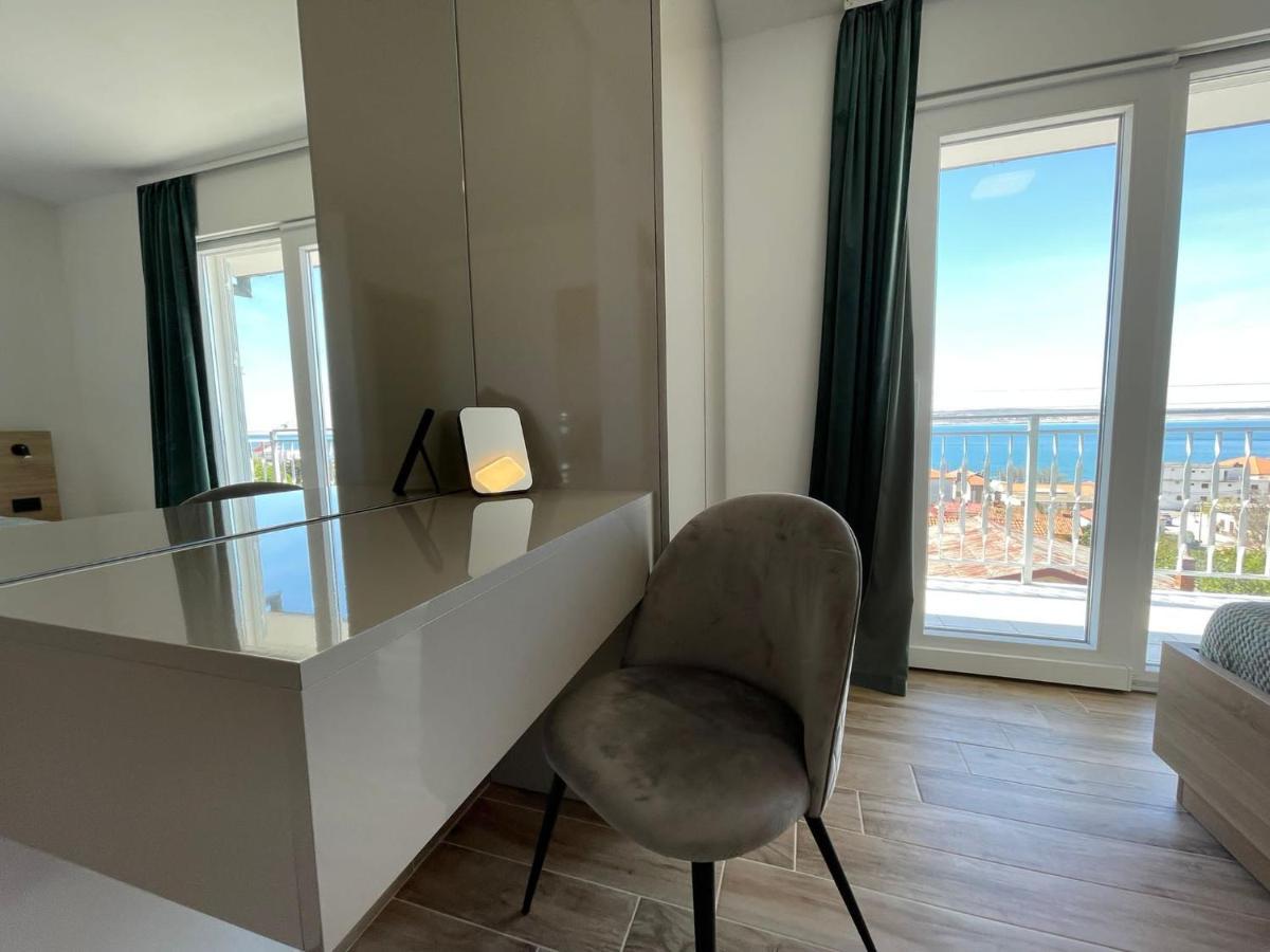 Apartmani Starigrad Paklenica - Danijel Extérieur photo